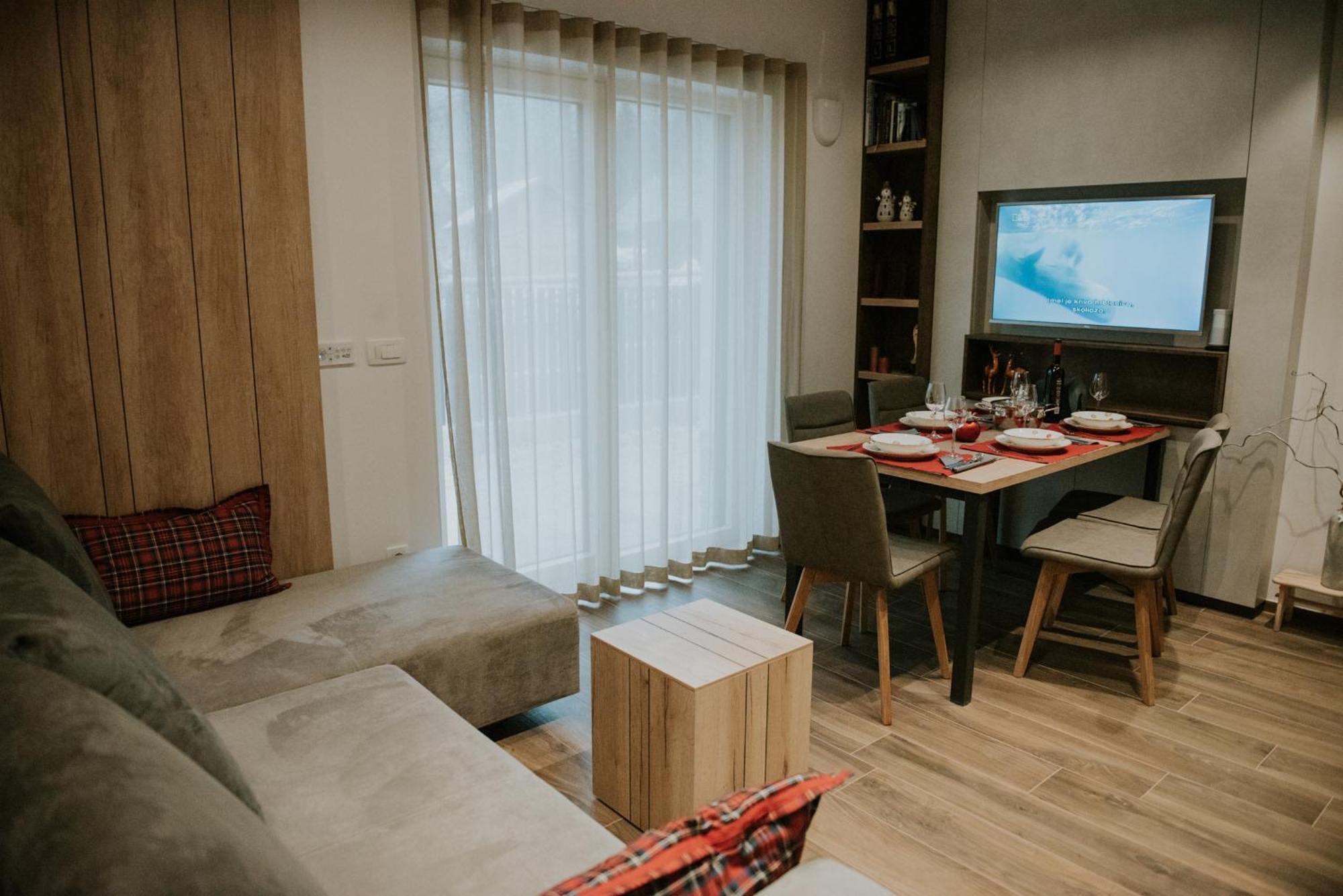 Vila Mojca Apartments Jasna & Jelka 克拉尼斯卡戈拉 客房 照片