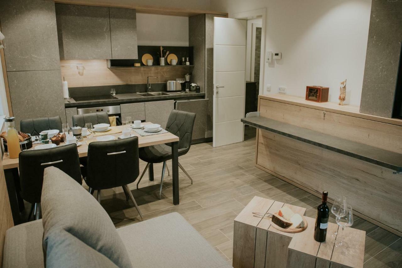 Vila Mojca Apartments Jasna & Jelka 克拉尼斯卡戈拉 外观 照片
