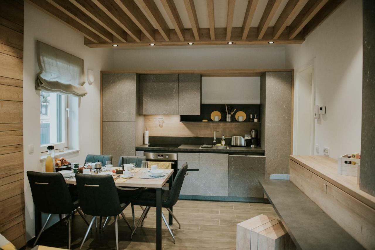 Vila Mojca Apartments Jasna & Jelka 克拉尼斯卡戈拉 外观 照片